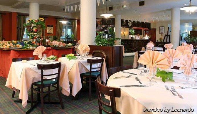 فندق Ibis Styles Paris Saint Ouen المطعم الصورة